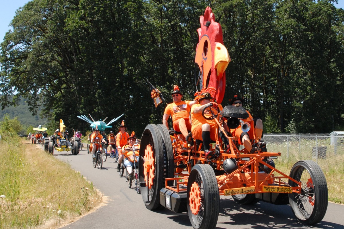 Team FunGuy on race course ahead of the pack at the Graand Kinetic Challenge